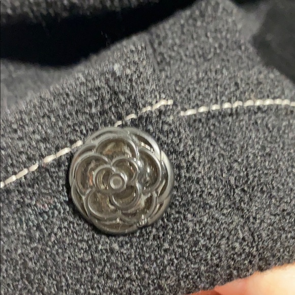 Chanel - jacket - Picture 6 of 13